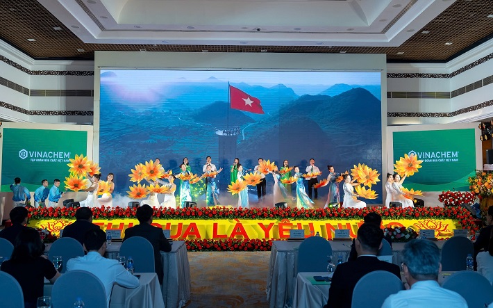 vinachem thi đua yêu nước b