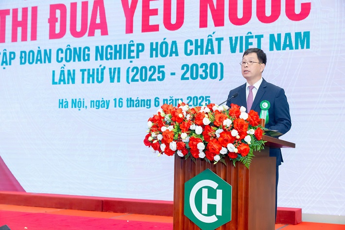 ông huy thôn
