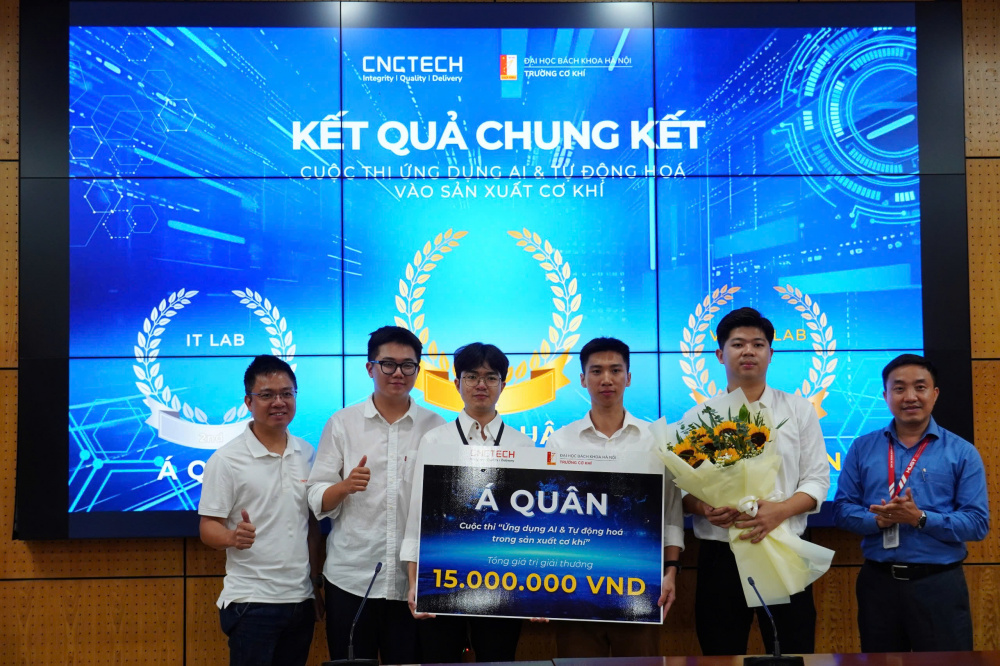 - DREAM TEAM – AI & IoT giám sát tình trạng động cơ trong sản xuất