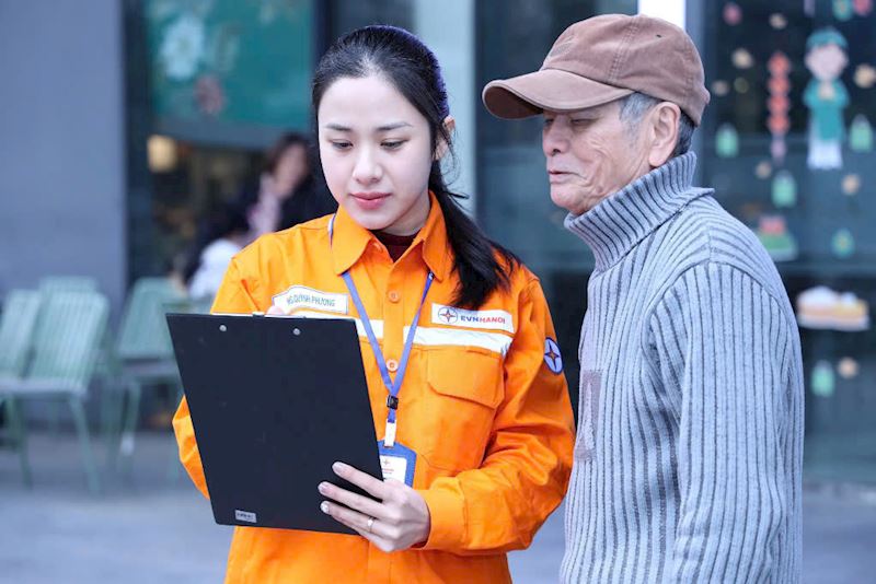 EVNHANOI phát động sáng tác ảnh "Nét đẹp phụ nữ EVN"