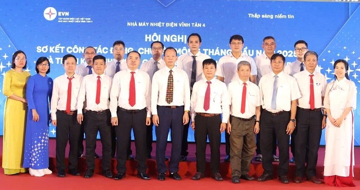 Đội ngũ cán bộ chủ chốt, điều hành hiệu quả hoạt động SXKD của Vĩnh Tân 4.