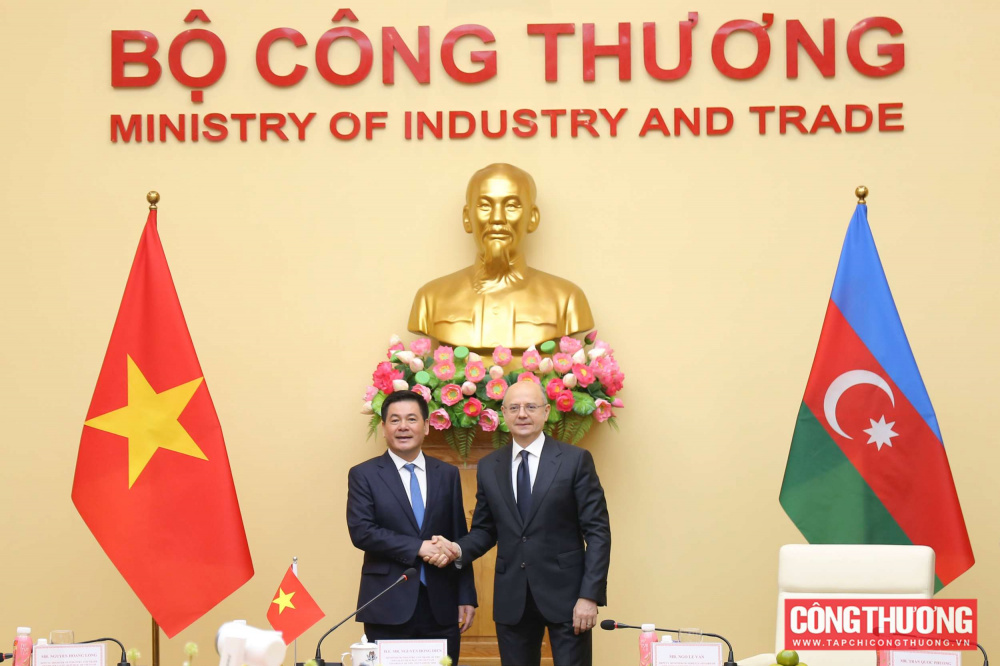 Tăng cường hợp tác, triển khai hiệu quả Bản ghi nhớ hợp tác trong lĩnh vực năng lượng Việt Nam - Azerbaijan