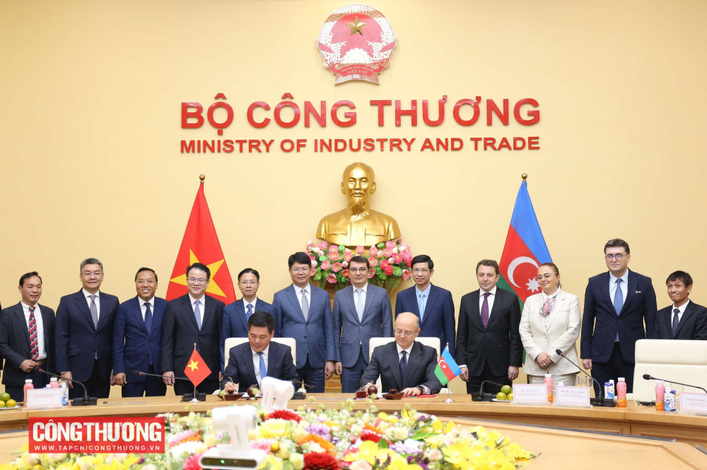 Tăng cường hợp tác, triển khai hiệu quả Bản ghi nhớ hợp tác trong lĩnh vực năng lượng Việt Nam - Azerbaijan