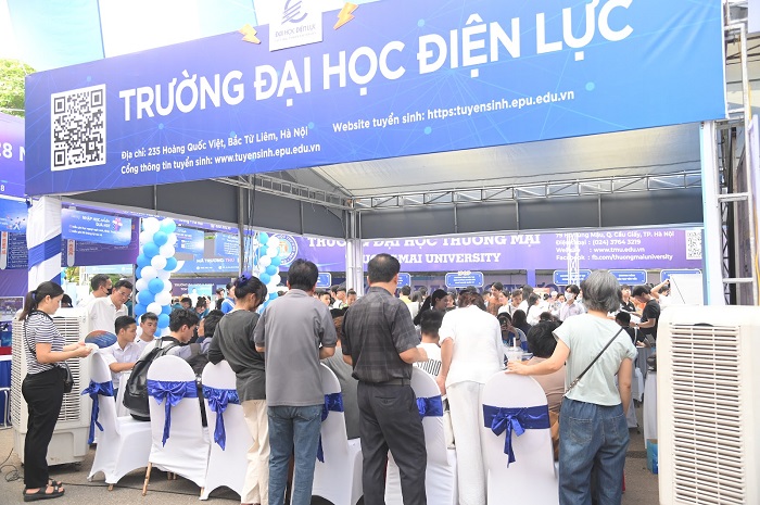 Trường Đại học Điện lực: Đồng hành cùng thí sinh tại Ngày hội tư vấn chọn ngành học