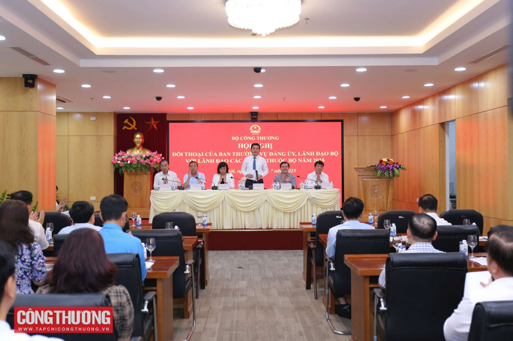 Bộ Công Thương: Đổi mới, cải thiện môi trường làm việc, nâng cao chất lượng hiệu quả công tác sau sắp xếp, sáp nhập
