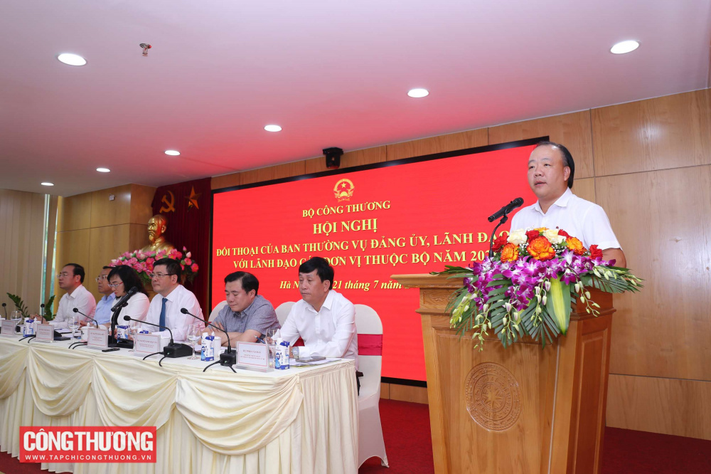 Hội nghị đối thoại của Ban Thường vụ Đảng ủy, Lãnh đạo Bộ với Lãnh đạo các đơn vị thuộc Bộ Công Thương năm 2025