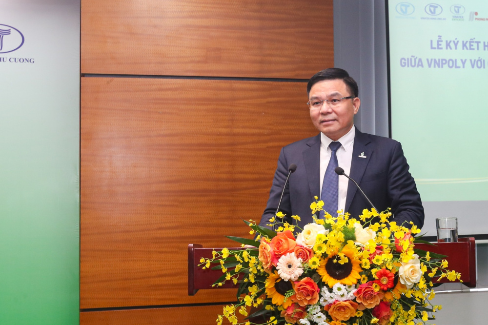 Lê Mạnh Hùng
