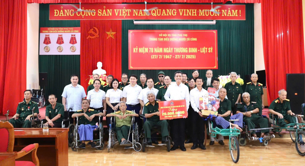 Supe Lâm Thao