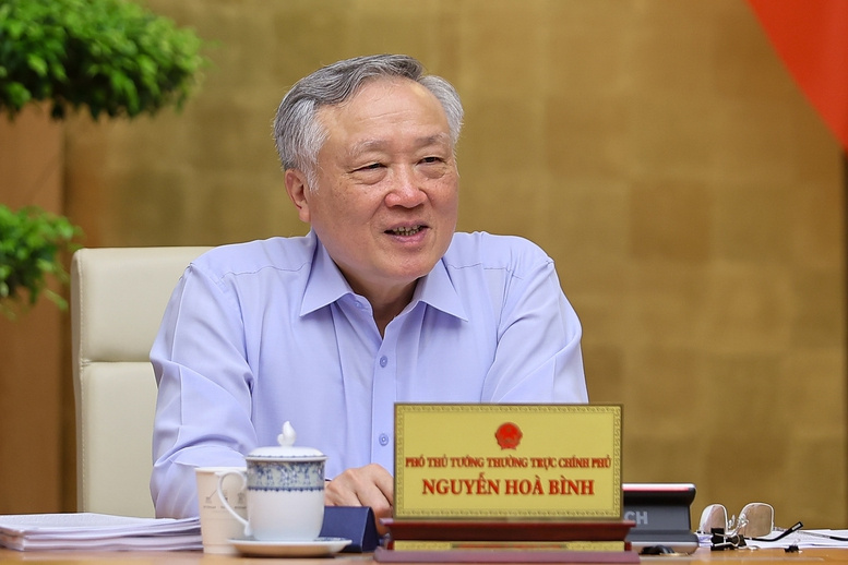 phó thủ tướng nguyễn hoà bình
