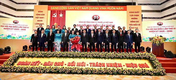 ra mắt ban chấp hành đại hội đảng bộ