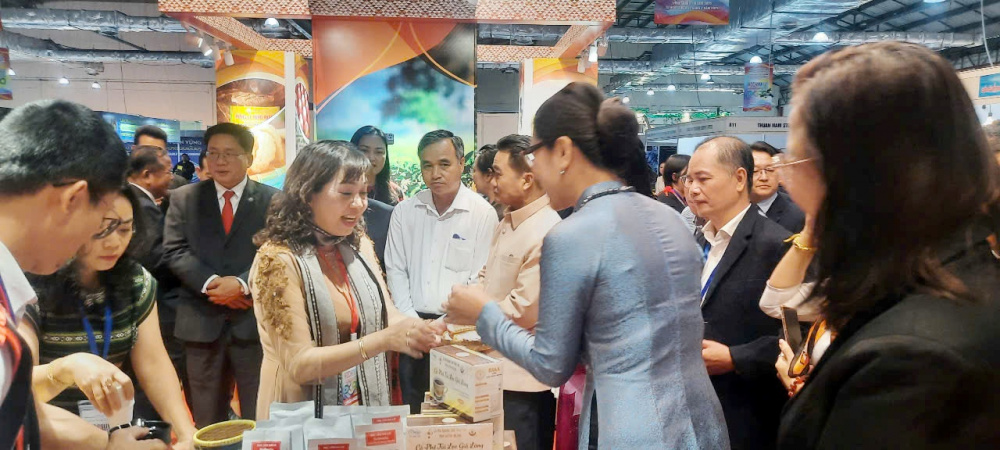 sản phẩm công nghiệp nông thôn