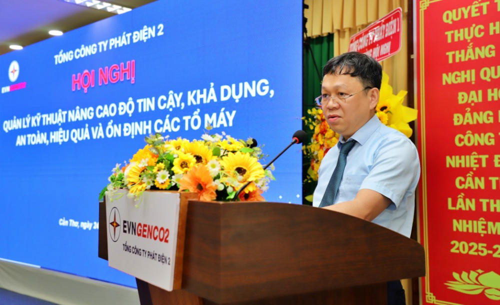ông Lê Việt Hùng