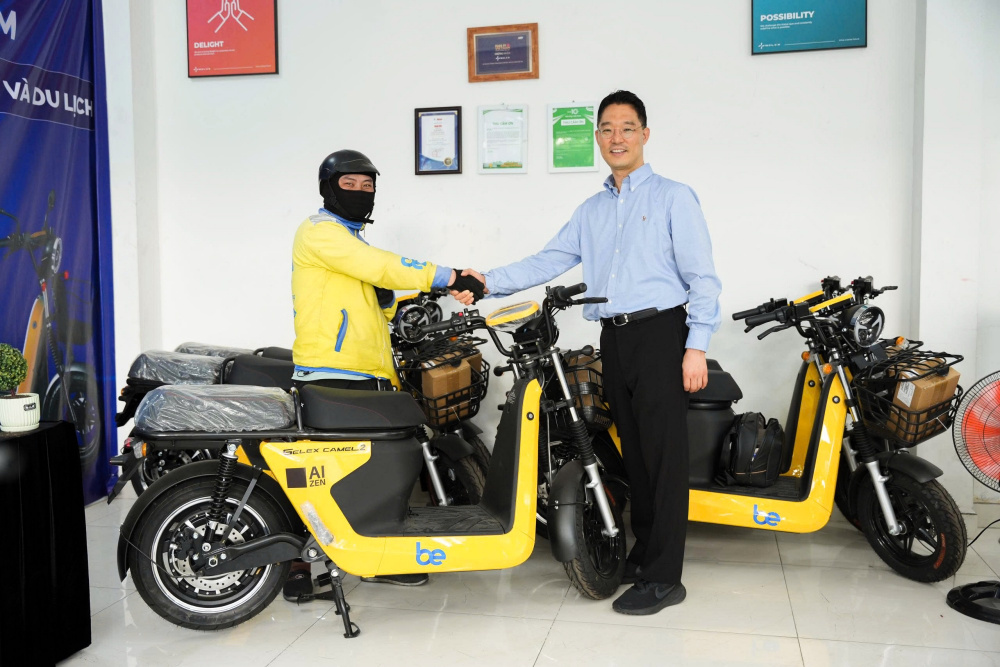 Aizen Global hợp tác cùng Selex Motors phát triển xe máy điện