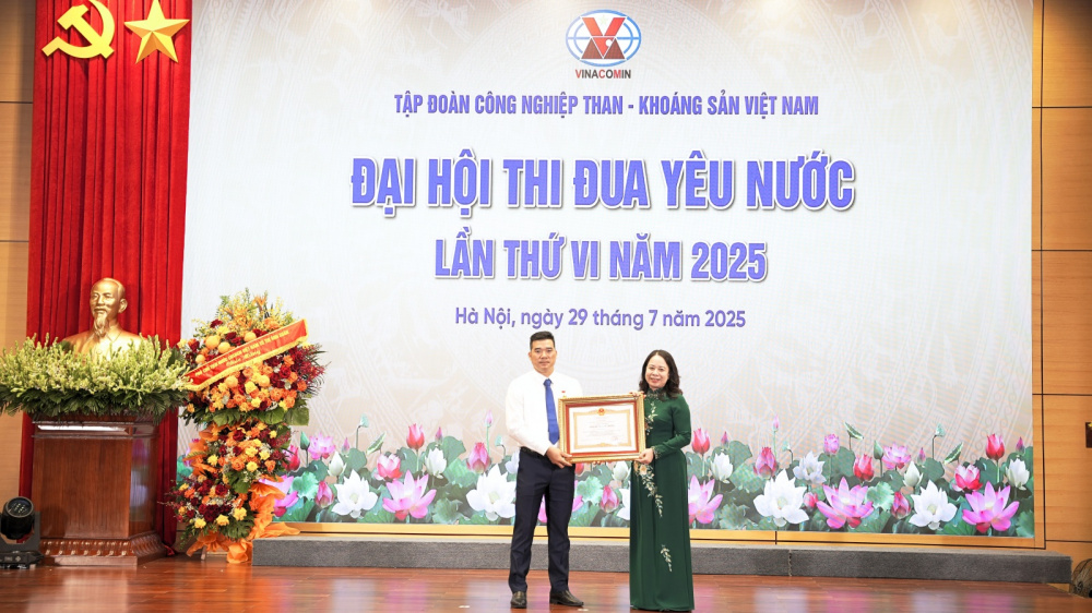 than khoáng sản