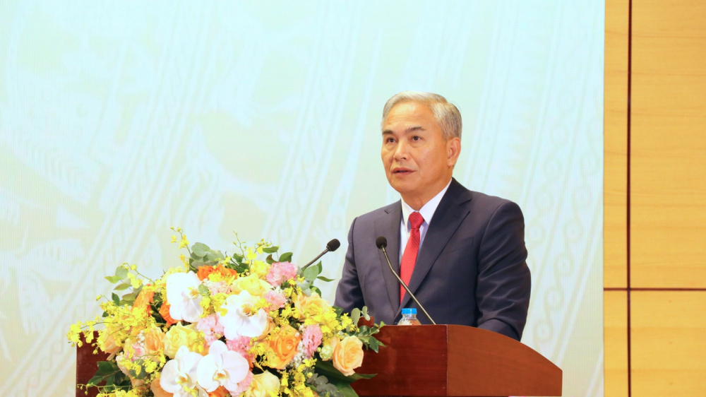 than khoáng sản