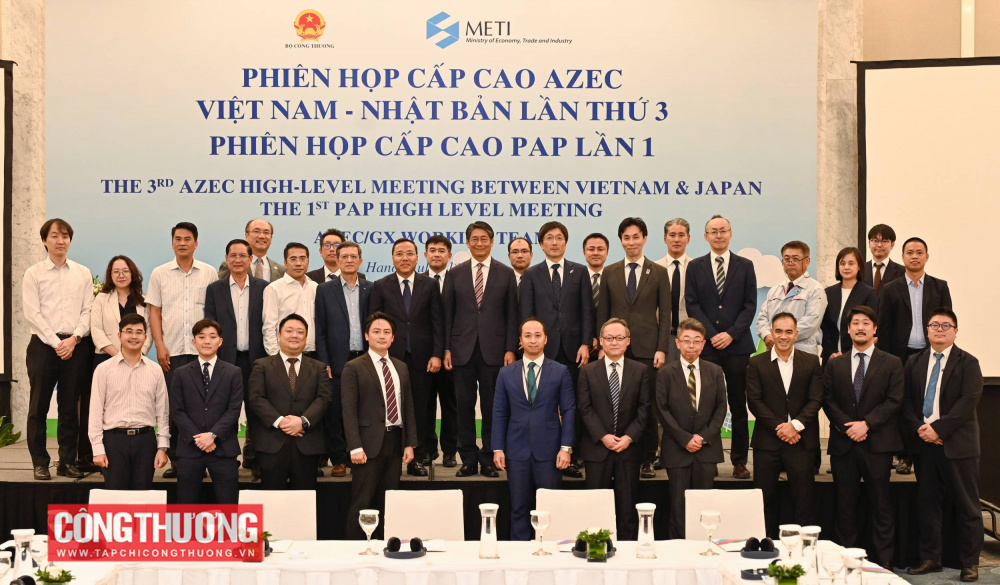 Chiều 31/7/2025, Bộ Công Thương, Đại sứ quán Nhật Bản tại Việt Nam, Ngân hàng Hợp tác Quốc tế Nhật Bản, Hiệp hội doanh nghiệp Nhật Bản tại Việt Nam đã phối hợp tổ chức Phiên họp cấp cao AZEC Việt Nam - Nhật Bản lần thứ 3.