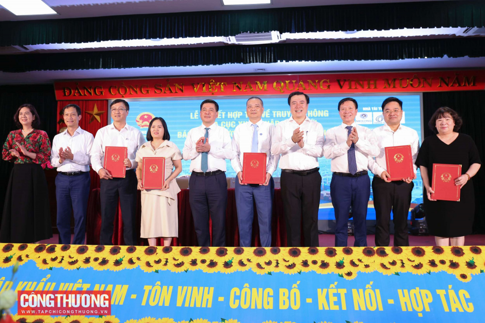 Bộ trưởng Nguyễn Hồng Diên: Xuất nhập khẩu tiếp tục là một trong các động lực quan trọng của tăng trưởng kinh tế đất nước