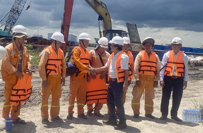 Dự án cấp điện lưới quốc gia cho Côn Đảo là dự án trọng điểm