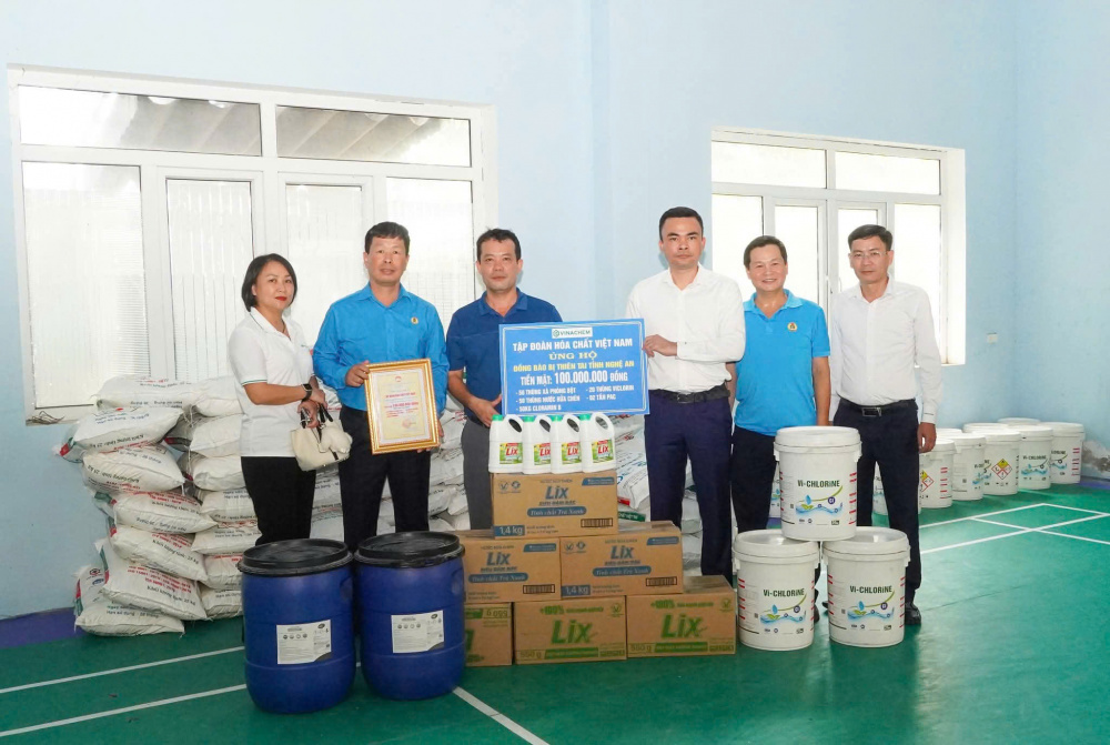 cứu trợ nghệ an 2