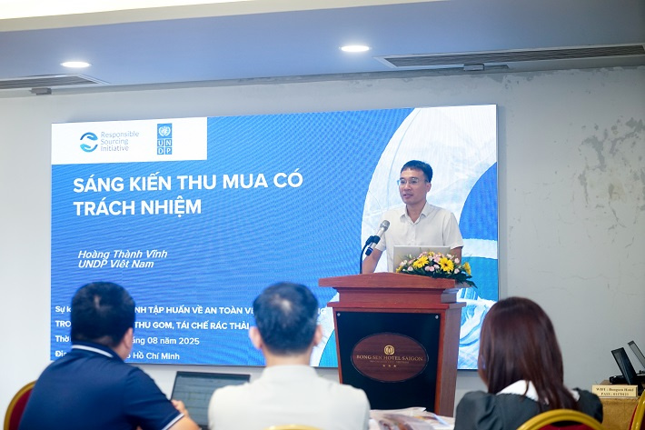 Ông Hoàng Thành Vĩnh