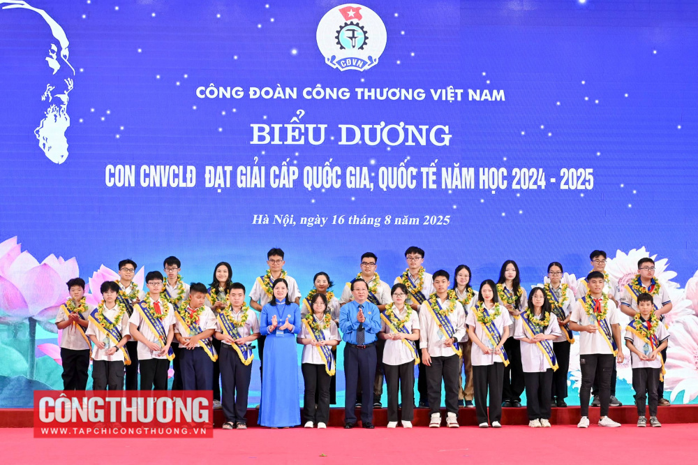 Biểu dương con công nhân viên chức lao động ngành Công Thương đạt giải cấp quốc gia, quốc tế năm 2025