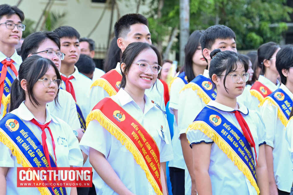 báo công