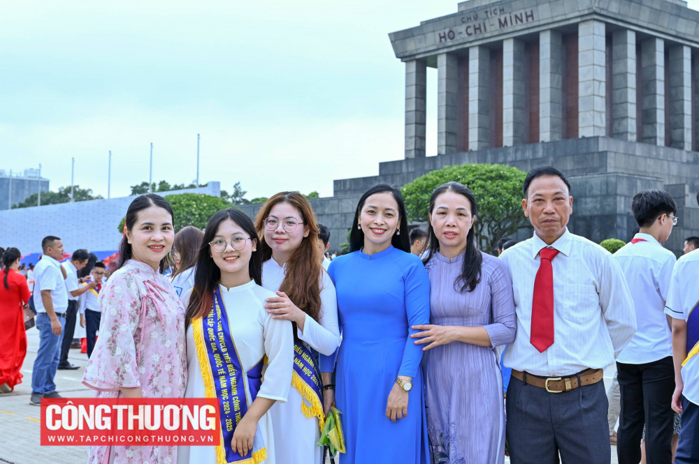 báo công