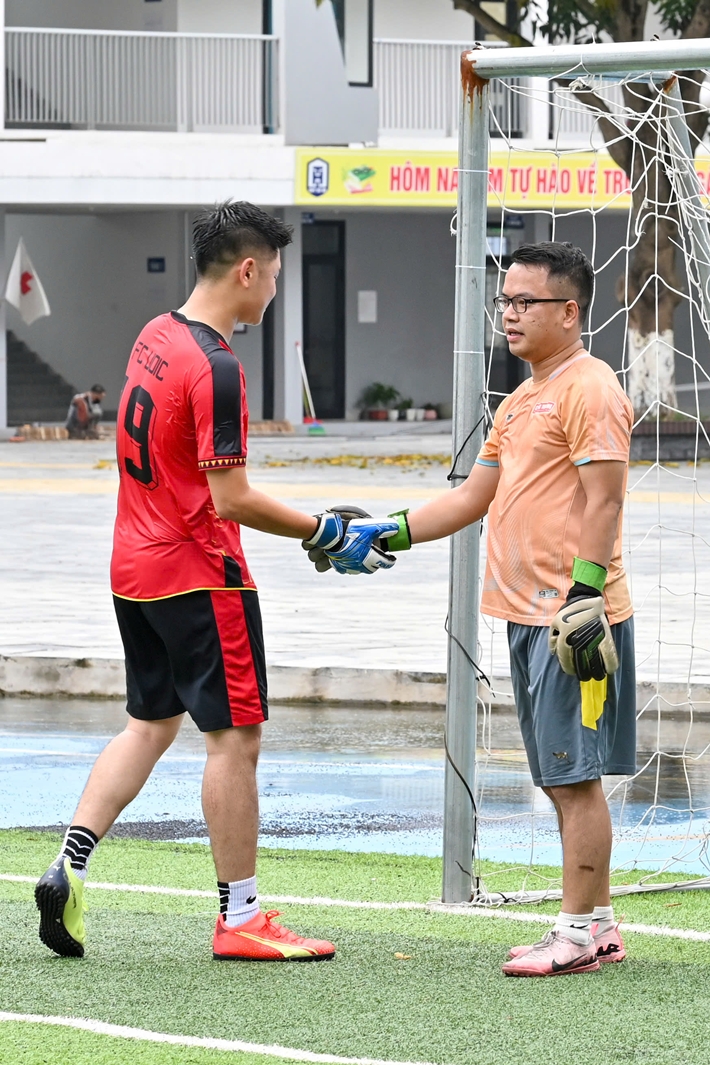 giải bóng đá tứ hùng