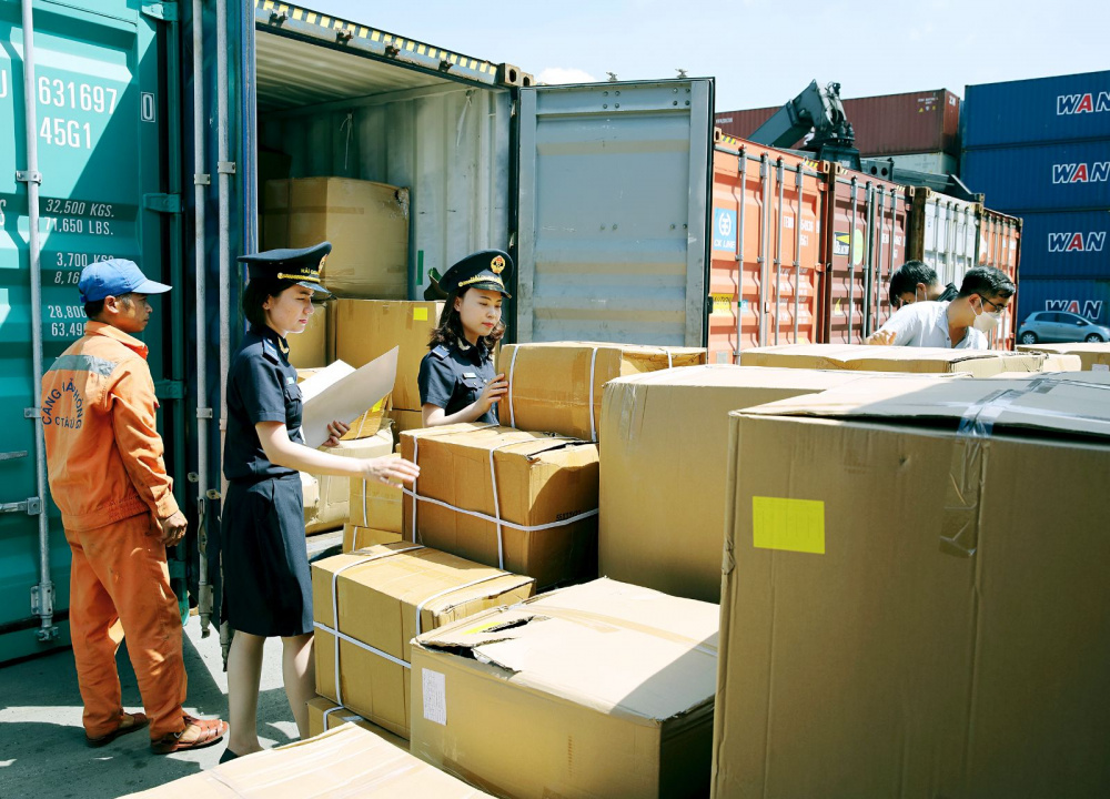 Hải quan khu vực I tăng cường kiểm soát, xử lý nghiêm vi phạm buôn lậu và gian lận thương mại