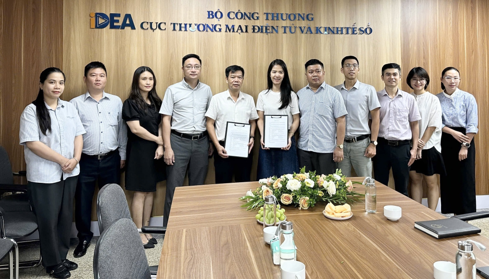 Hợp tác chiến lược thúc đẩy chuyển đổi số thương mại điện tử cho doanh nghiệp vừa và nhỏ