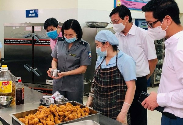 Sở Nông nghiệp và Môi trường Hà Nội: Kiên quyết xử lý các hành vi vi phạm trong vật tư nông nghiệp và an toàn thực phẩm