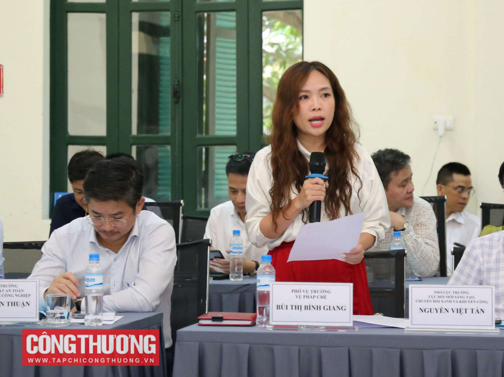 Bộ trưởng Bộ Công Thương Nguyễn Hồng Diên làm việc với Viện Công nghiệp Thực phẩm