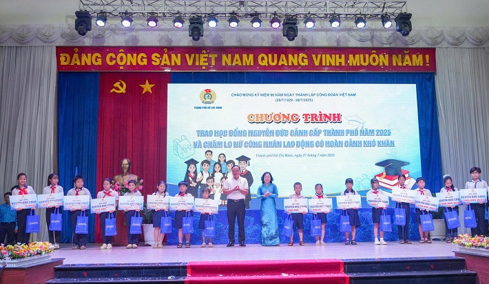 ông khoát