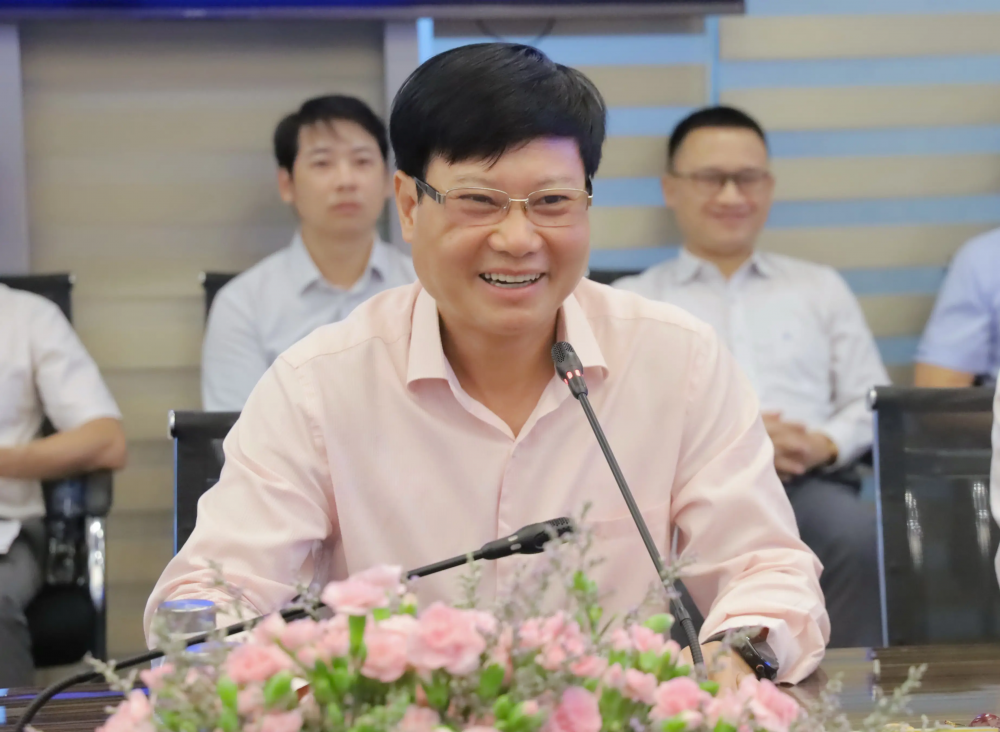 ông tuyển