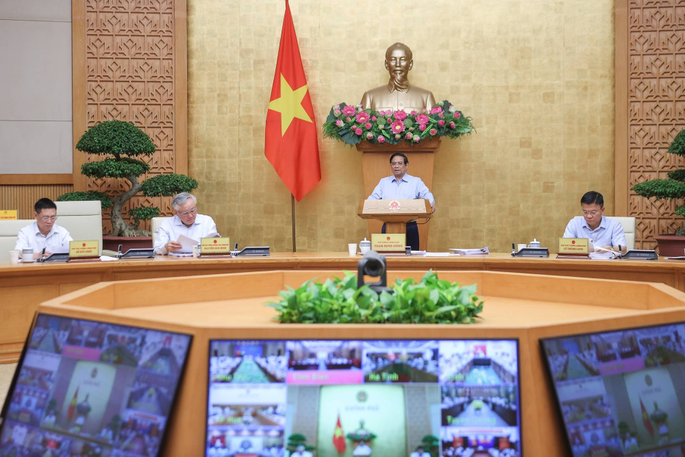 Thủ tướng Phạm Minh Chính chủ trì phiên họp Chính phủ thường kỳ tháng 7 trực tuyến với các tỉnh, thành phố trực thuộc Trung ương - Ảnh: VGP