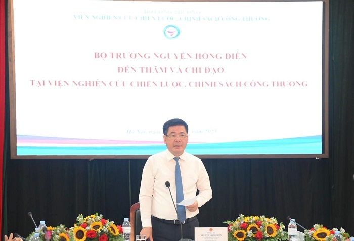 Trường Đại học Điện lực ký kết Thỏa thuận hợp tác với Viện Nghiên cứu chiến lược, chính sách công thương