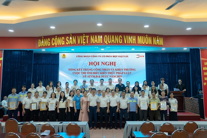 tháng công nhân 11