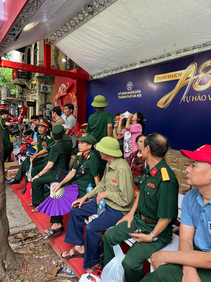 trạm khách