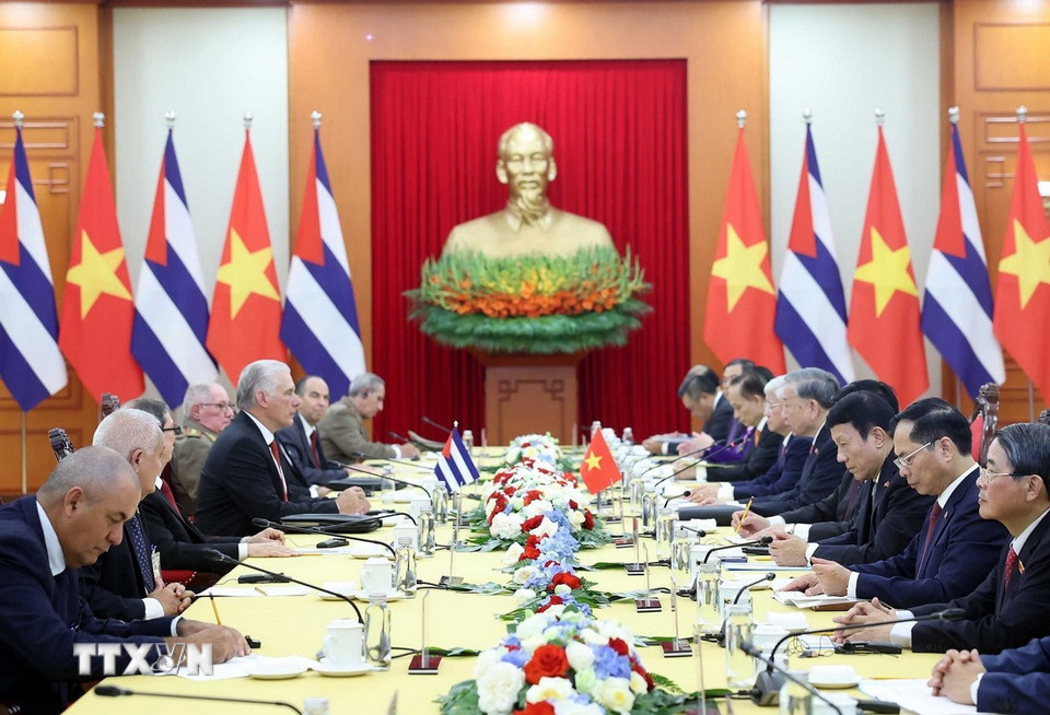 hợp tác Cuba