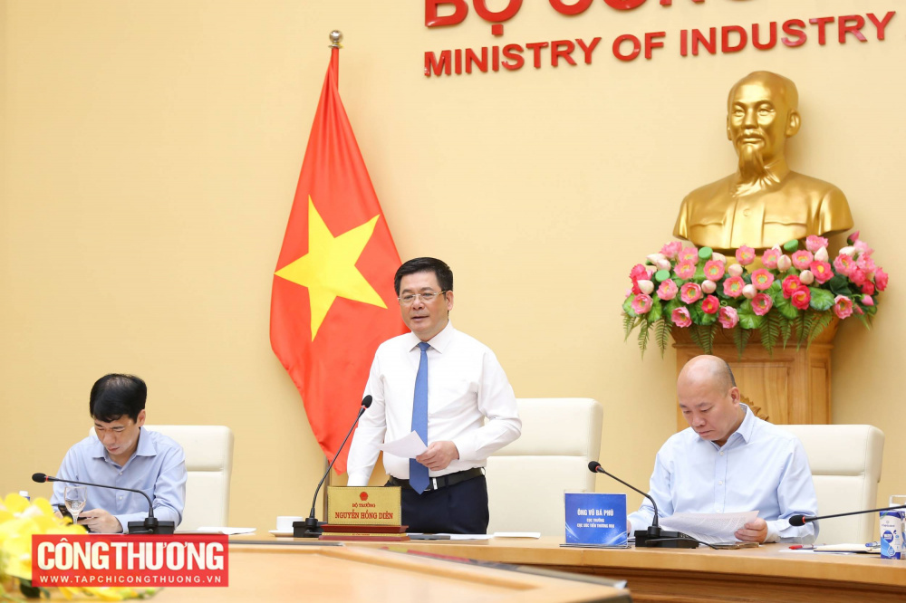 Đa dạng hóa thị trường, sản phẩm xuất khẩu, phấn đấu hoàn thành mục tiêu tăng trưởng 8,3 - 8,5% năm 2025