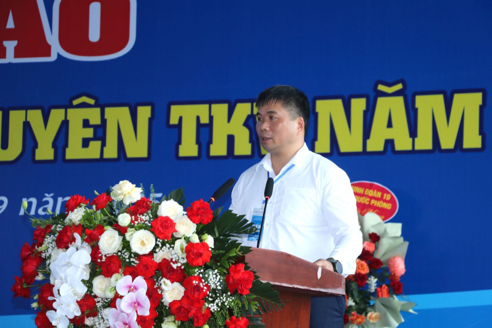 cấp cứu mỏ 3