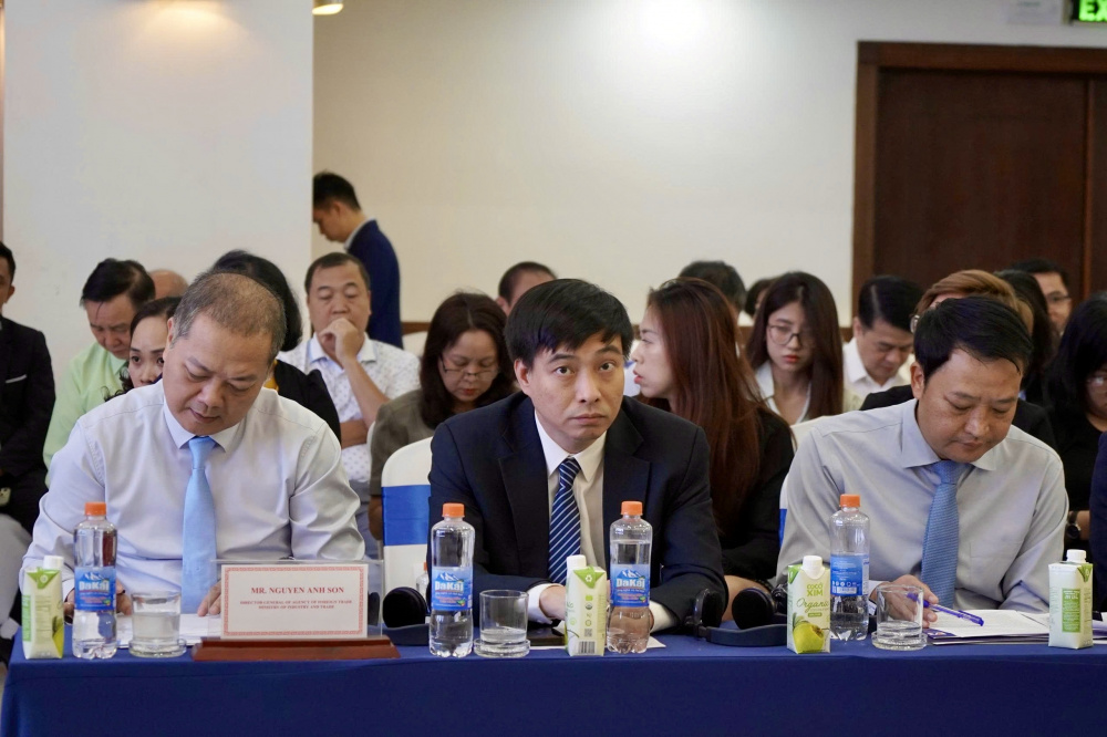 đại biểu 1
