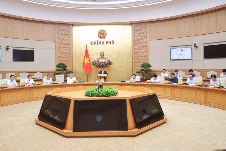 pháp luật