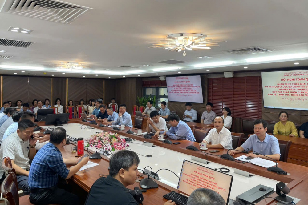 Bộ Công Thương tổ chức quán triệt, triển khai thực hiện 4 Nghị quyết của Bộ Chính trị