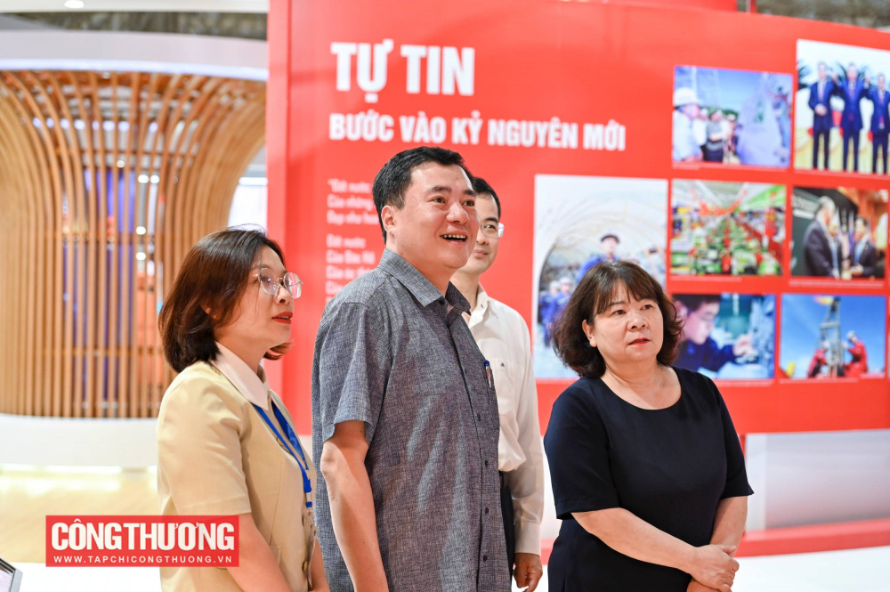 triển lãm