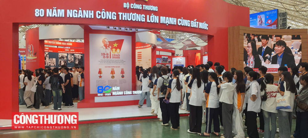 triển lãm