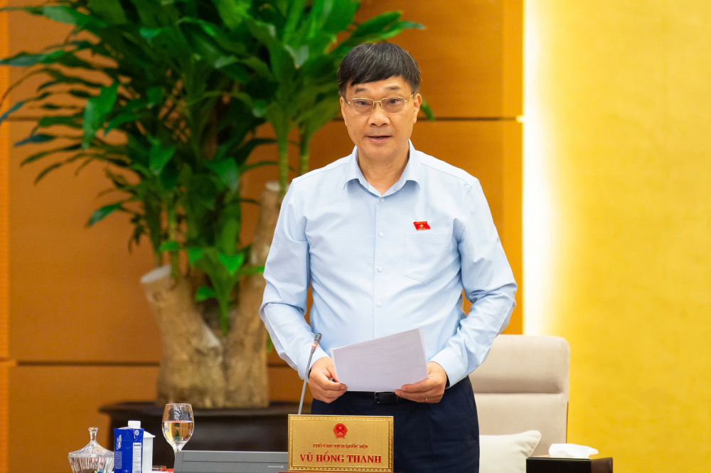 Ủy ban Thường vụ Quốc hội cho ý kiến Dự án Luật Thương mại điện tử