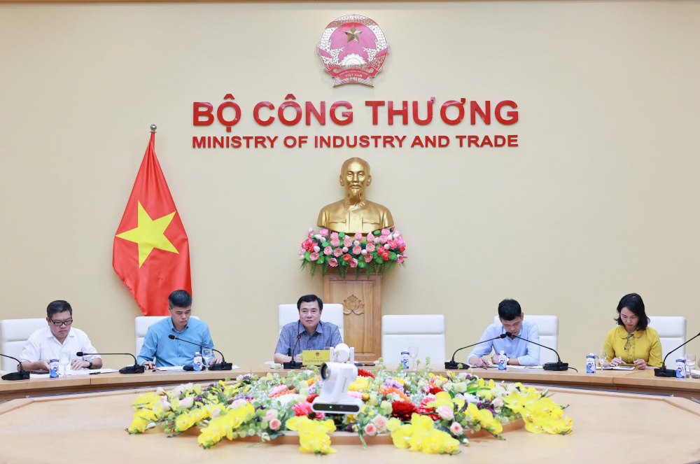 sản phẩm công nghiệp nông thôn tiêu biểu