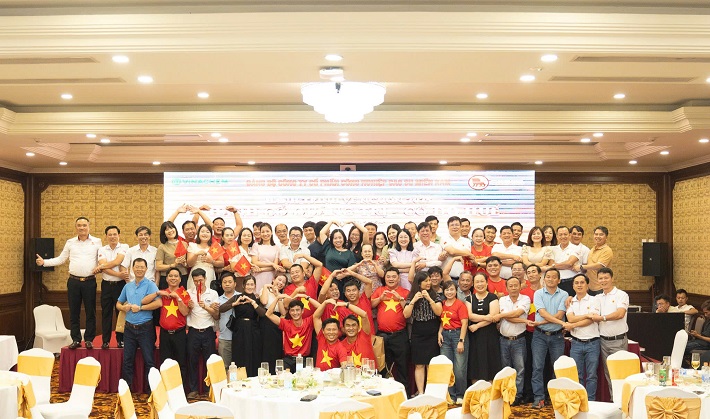 đảng bộ casumina 12