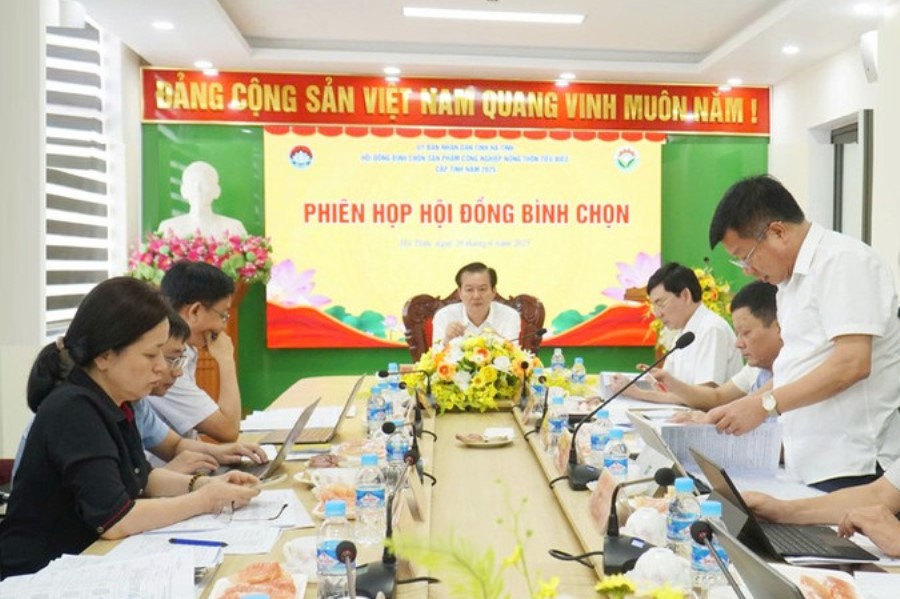 sản phẩm công nghiệp nông thôn tiêu biểu